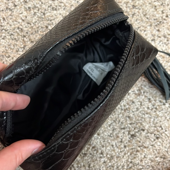 Black Makeup Bag - Picture 3 of 4